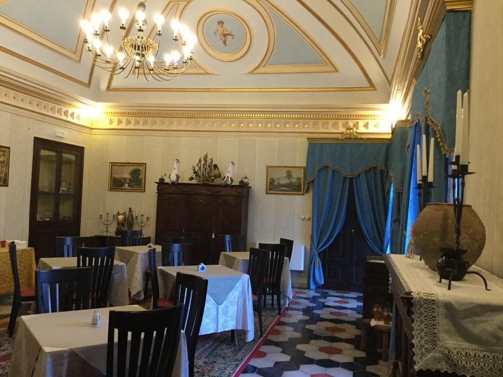 فندق Palazzo Diamante Calascio المظهر الخارجي الصورة