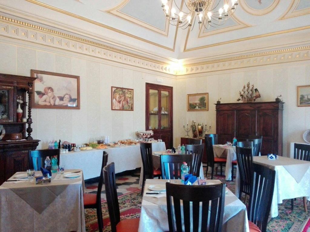 فندق Palazzo Diamante Calascio المظهر الخارجي الصورة